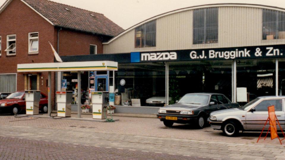 1987 In 1987 werden we een Mazda dealer.